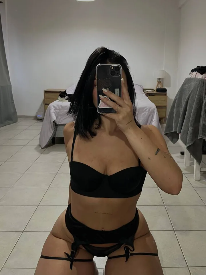 Chloe — photo 1